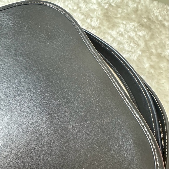 Coach Swinger Bag 20 in black with cherry charm - Picture 13 of 13